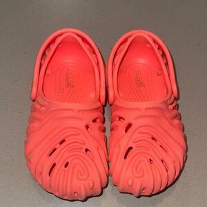 CROCS Kids' Foam Clog - Bright Coral